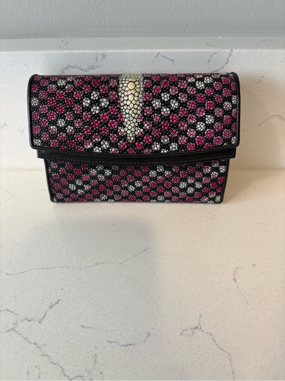 Women’s Black and Pink Rota stingray Clutch Wallet